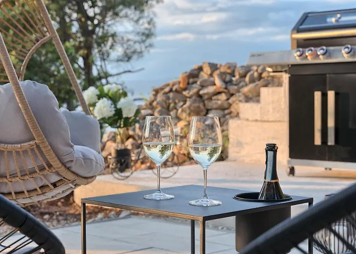 House Sunset Haven Estate סוטיבאן